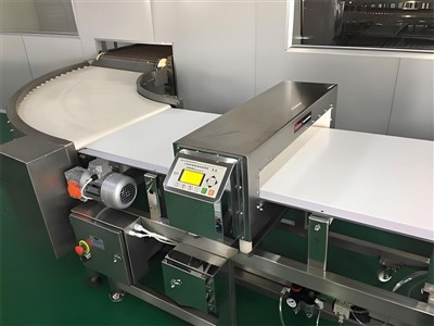 Các biện pháp phòng ngừa khi lắp đặt và ứng dụng máy dò kim loại là gì?